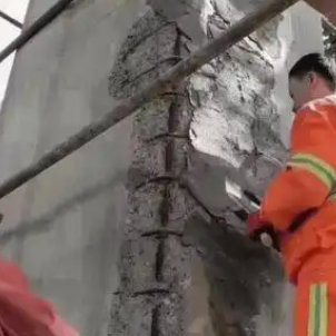建平梁板柱楼梯空洞蜂窝剥落露筋等表面破损修补用高强聚合物修补砂浆
